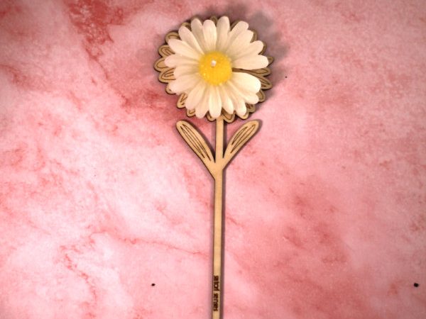 margarita de soja y flor de madera