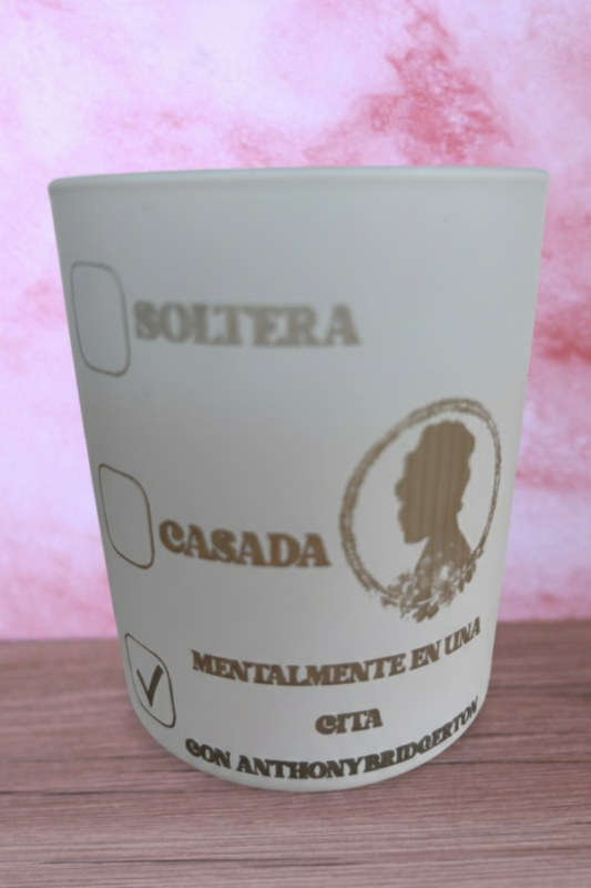 vela de cera de soja edición especial bridgerton olor panadería francesa